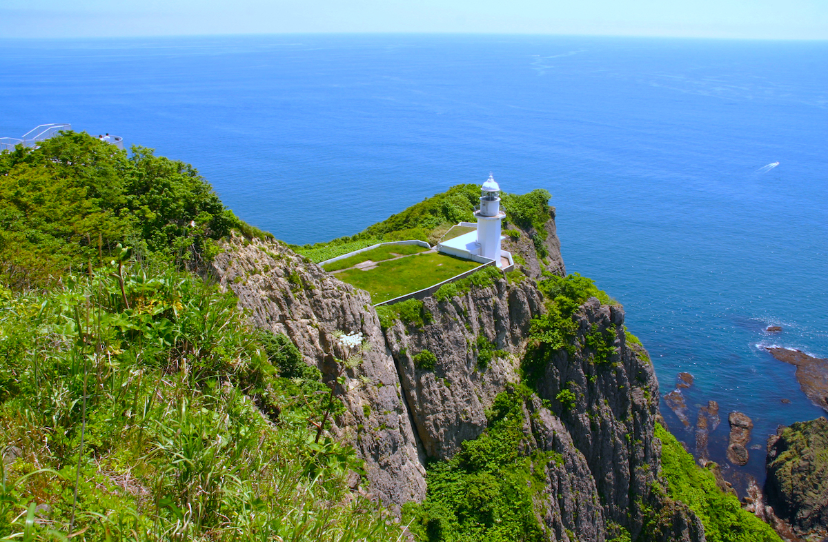 地球岬 チキウ岬灯台 北海道style