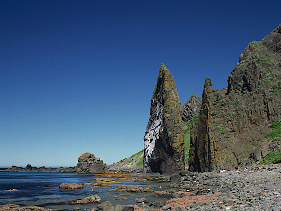 元地海岸（メノウ浜・地蔵岩） | 北海道Style